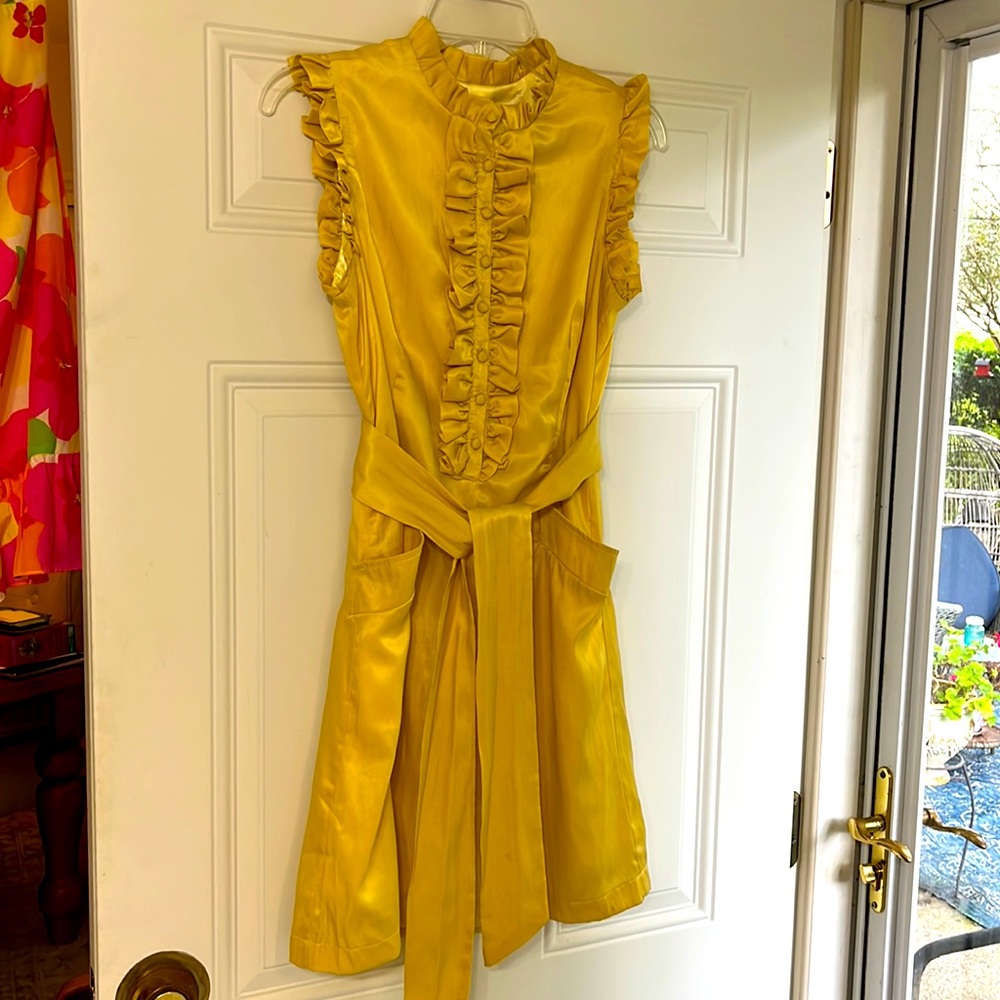 SALE‼️Lucy yellow